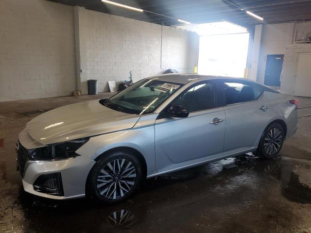  NISSAN ALTIMA 2024 Srebrny