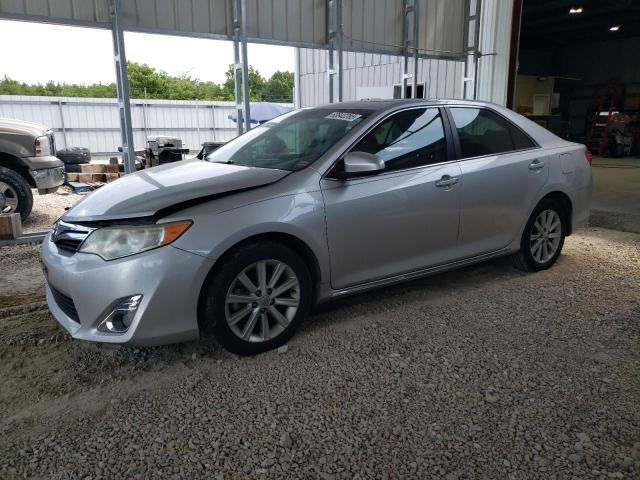  TOYOTA CAMRY 2014 Srebrny
