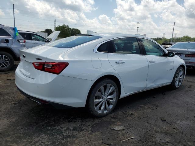 Sedans CHEVROLET MALIBU 2017 Biały