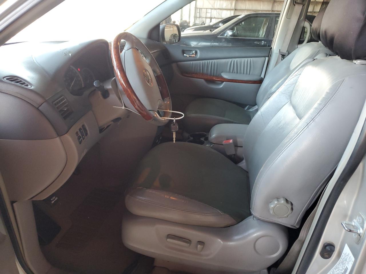 2004 Toyota Sienna Xle VIN: 5TDZA22C44S187463 Lot: 67244905