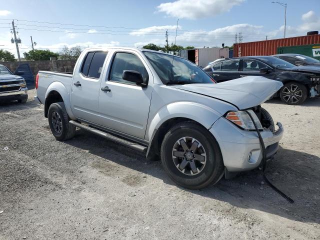  NISSAN FRONTIER 2017 Srebrny