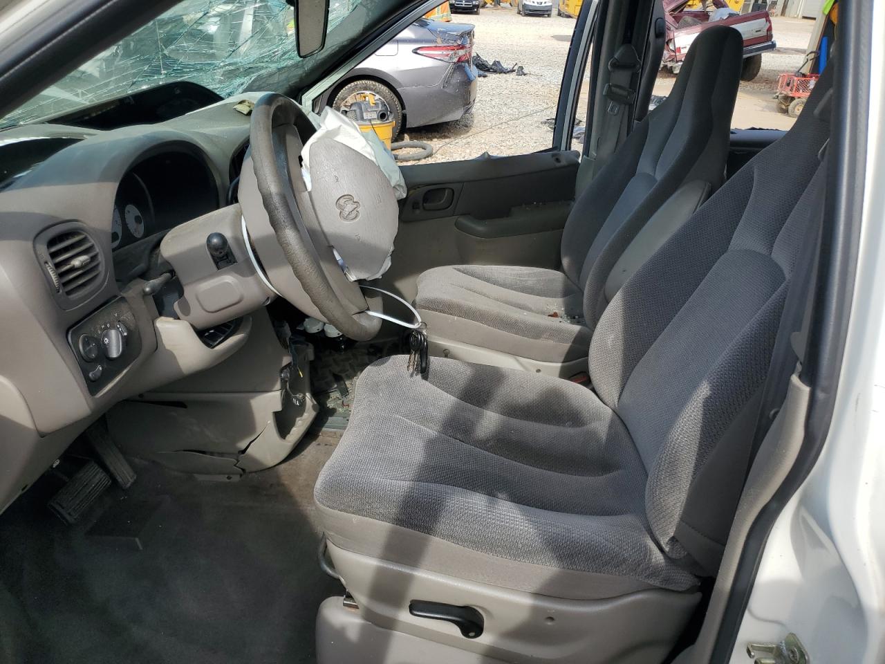 2003 Dodge Grand Caravan Se VIN: 1D4GP24323B142145 Lot: 62870715