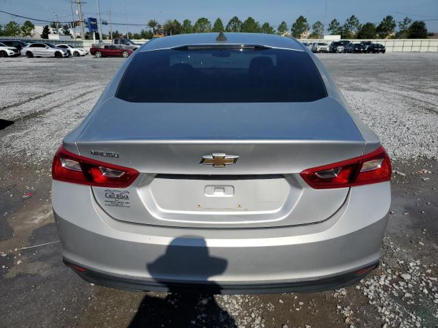  CHEVROLET MALIBU 2019 Srebrny