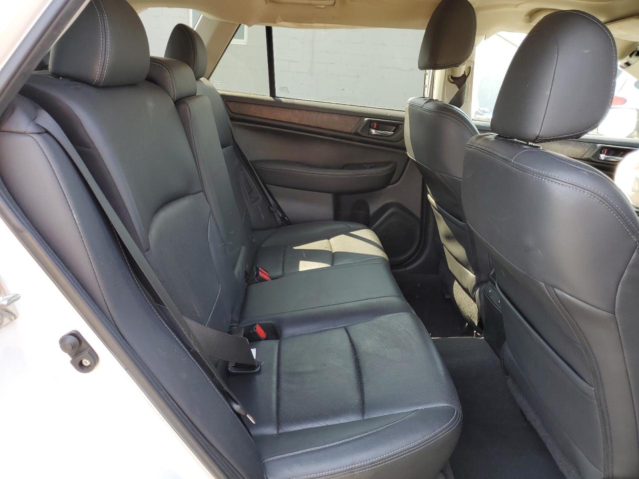 2015 Subaru Outback 2.5I Limited VIN: 4S4BSALCXF3352505 Lot: 67022735