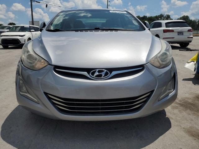  HYUNDAI ELANTRA 2015 Серебристый