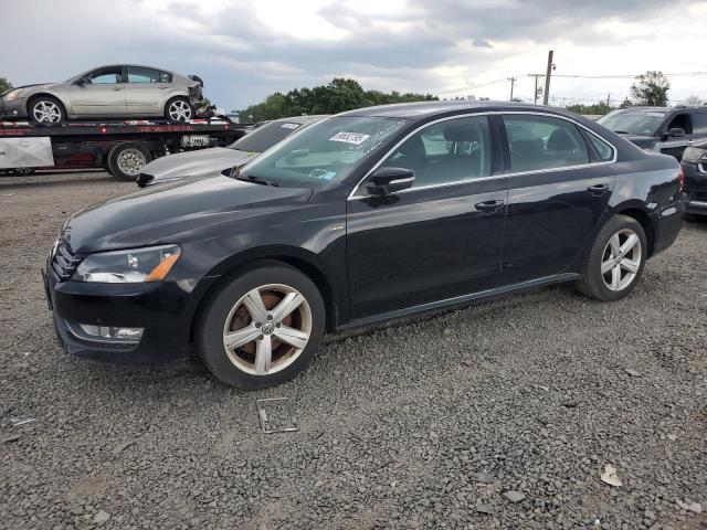 Sedans VOLKSWAGEN PASSAT 2015 Black