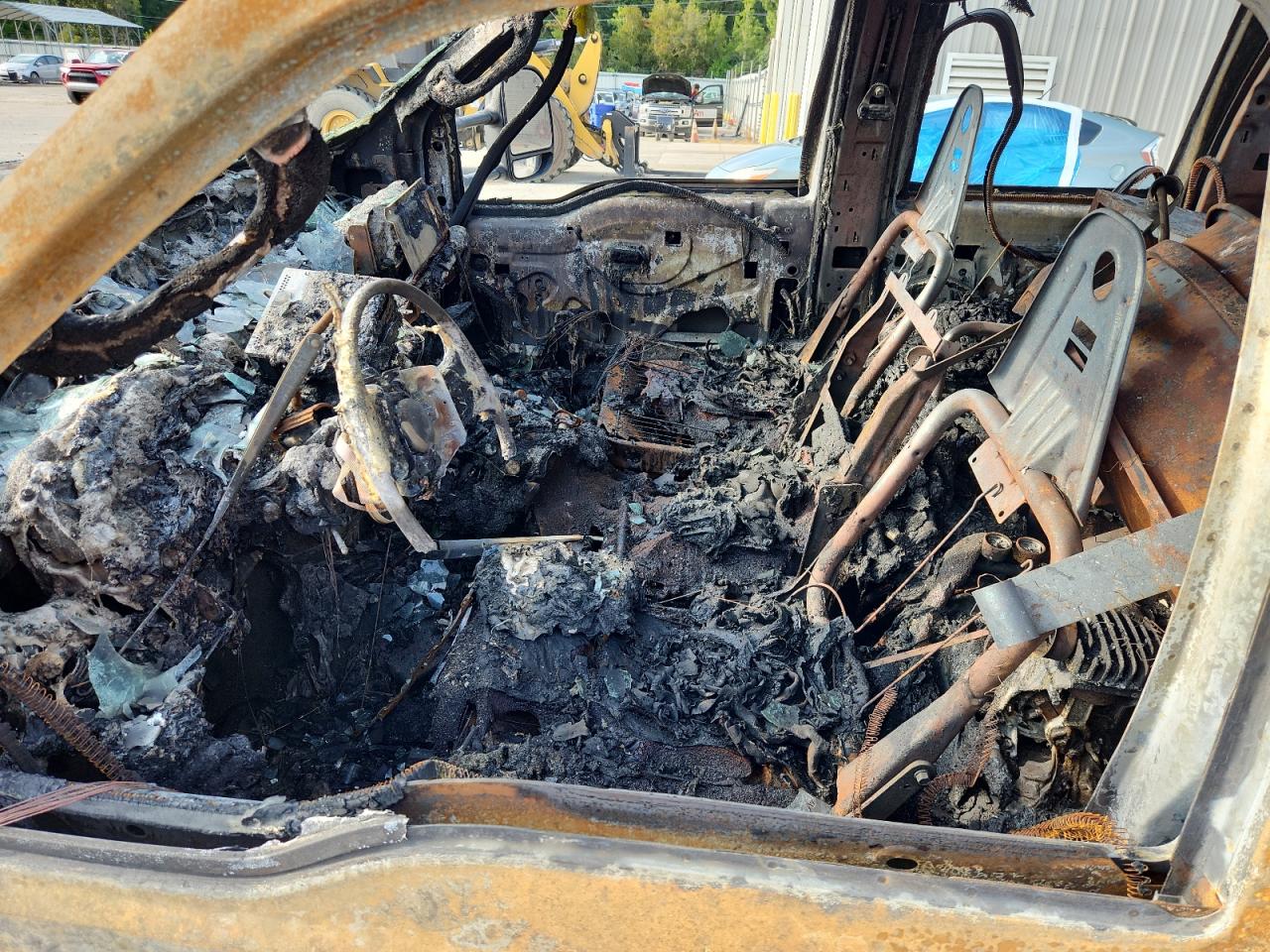 2004 Ford F350 Srw Super Duty VIN: 1FTSW31PX4EC06357 Lot: 62651335