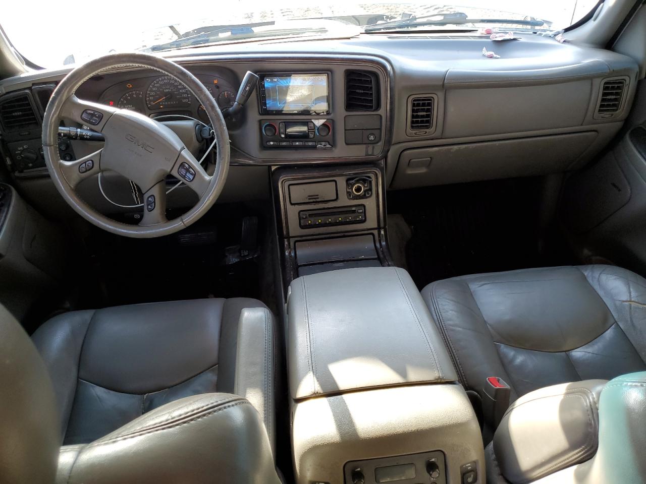 2004 GMC Yukon Denali VIN: 1GKEK63U94J110681 Lot: 64084665