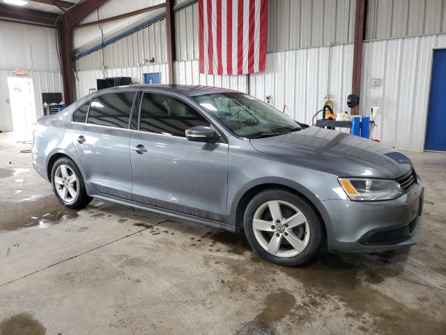 Sedans VOLKSWAGEN JETTA 2013 Gray