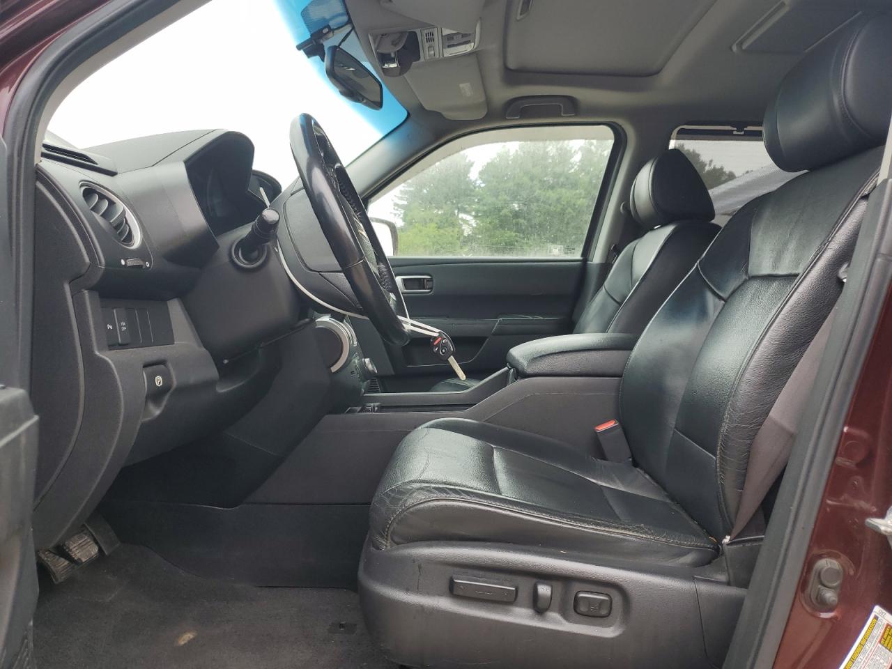 2010 Honda Pilot Touring VIN: 5FNYF4H91AB004993 Lot: 60735785