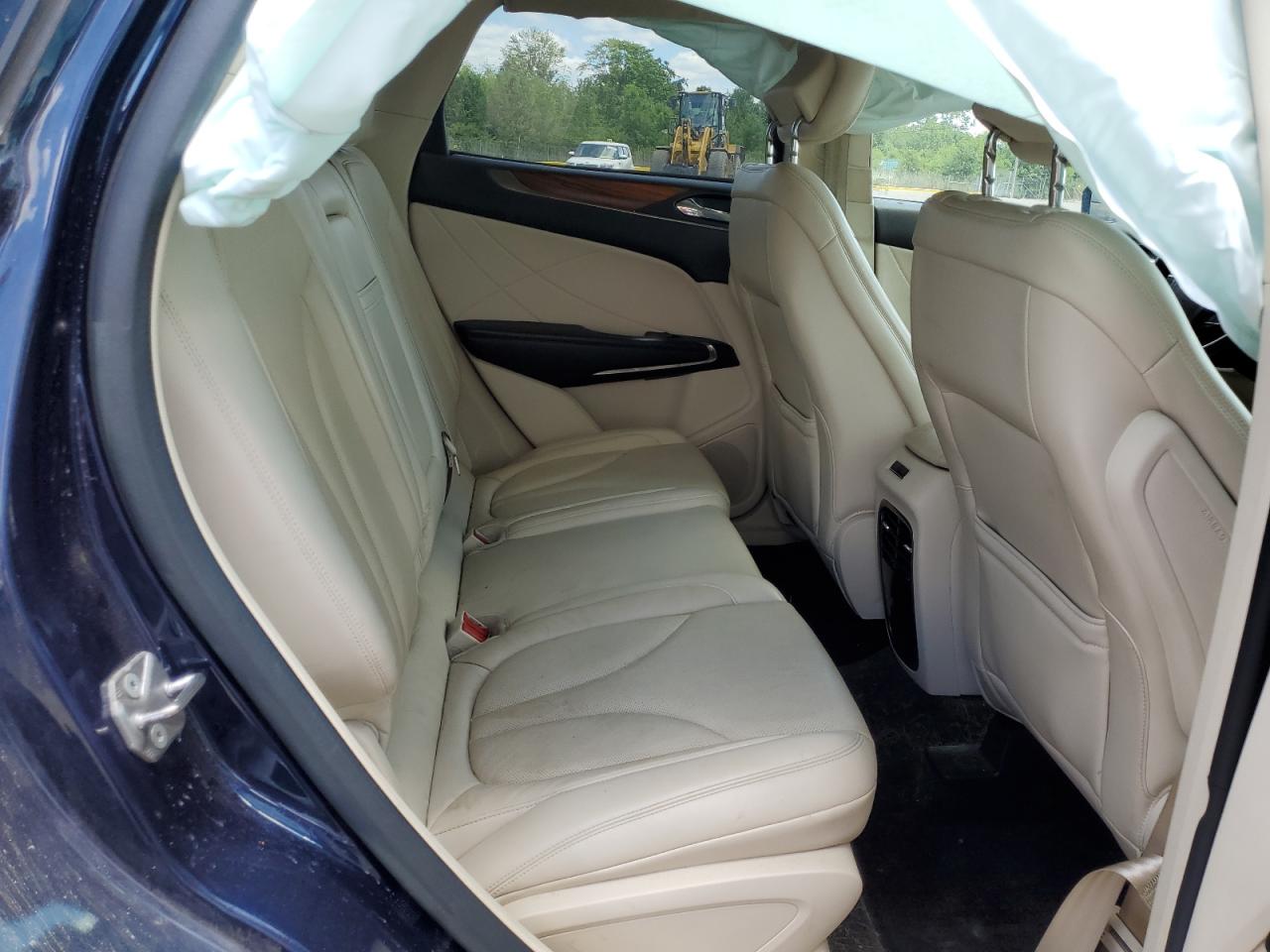 5lmtj2ah2fuj32181 5LMTJ2AH2FUJ32181 2015 Lincoln Mkc