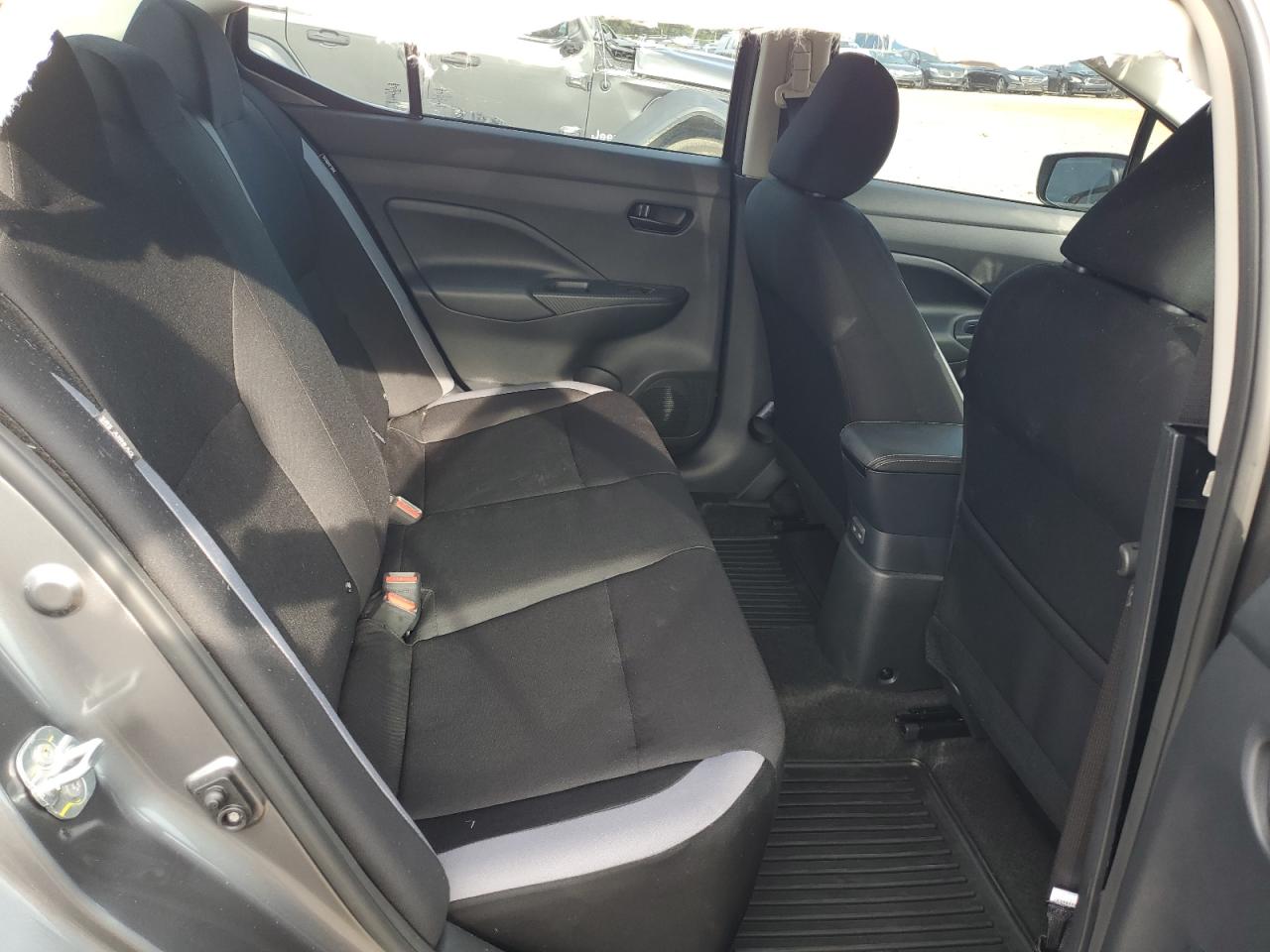 2025 Nissan Versa S VIN: 3N1CN8DV2SL830197 Lot: 63136595