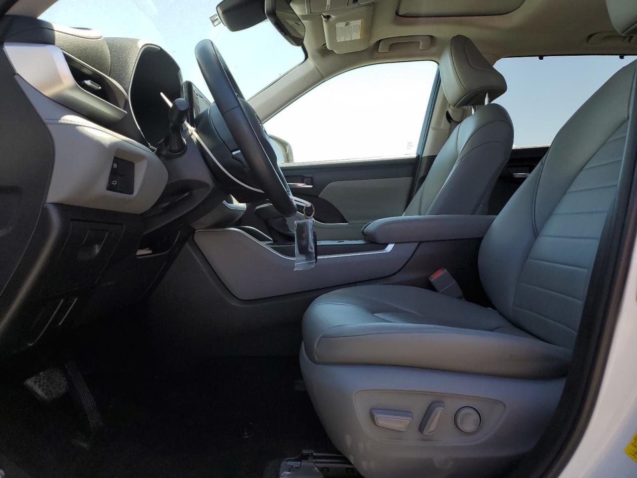 2022 Toyota Highlander Hybrid Xle VIN: 5TDHBRCH9NS560669 Lot: 65408885