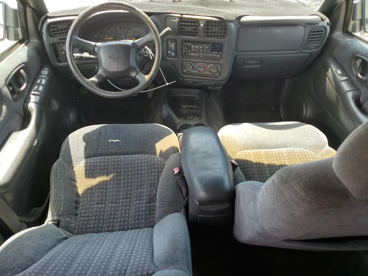 1999 Chevrolet Blazer VIN: 1GNCS13W6X2217684 Lot: 63035645