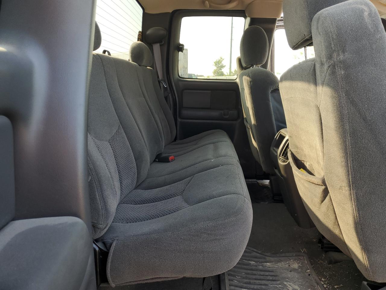 2004 Chevrolet Silverado K1500 VIN: 1GCEK19T64E214809 Lot: 61739105