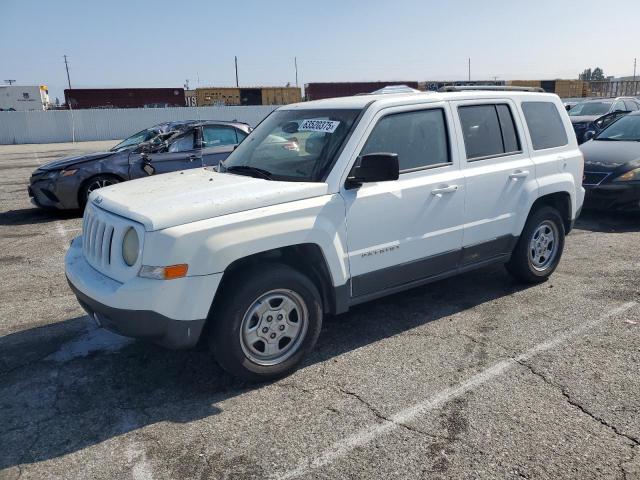  JEEP PATRIOT 2016 Белы