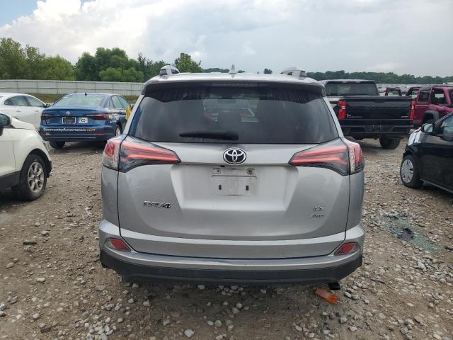  TOYOTA RAV4 2017 Srebrny