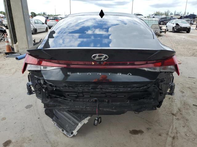  HYUNDAI ELANTRA 2022 Черный
