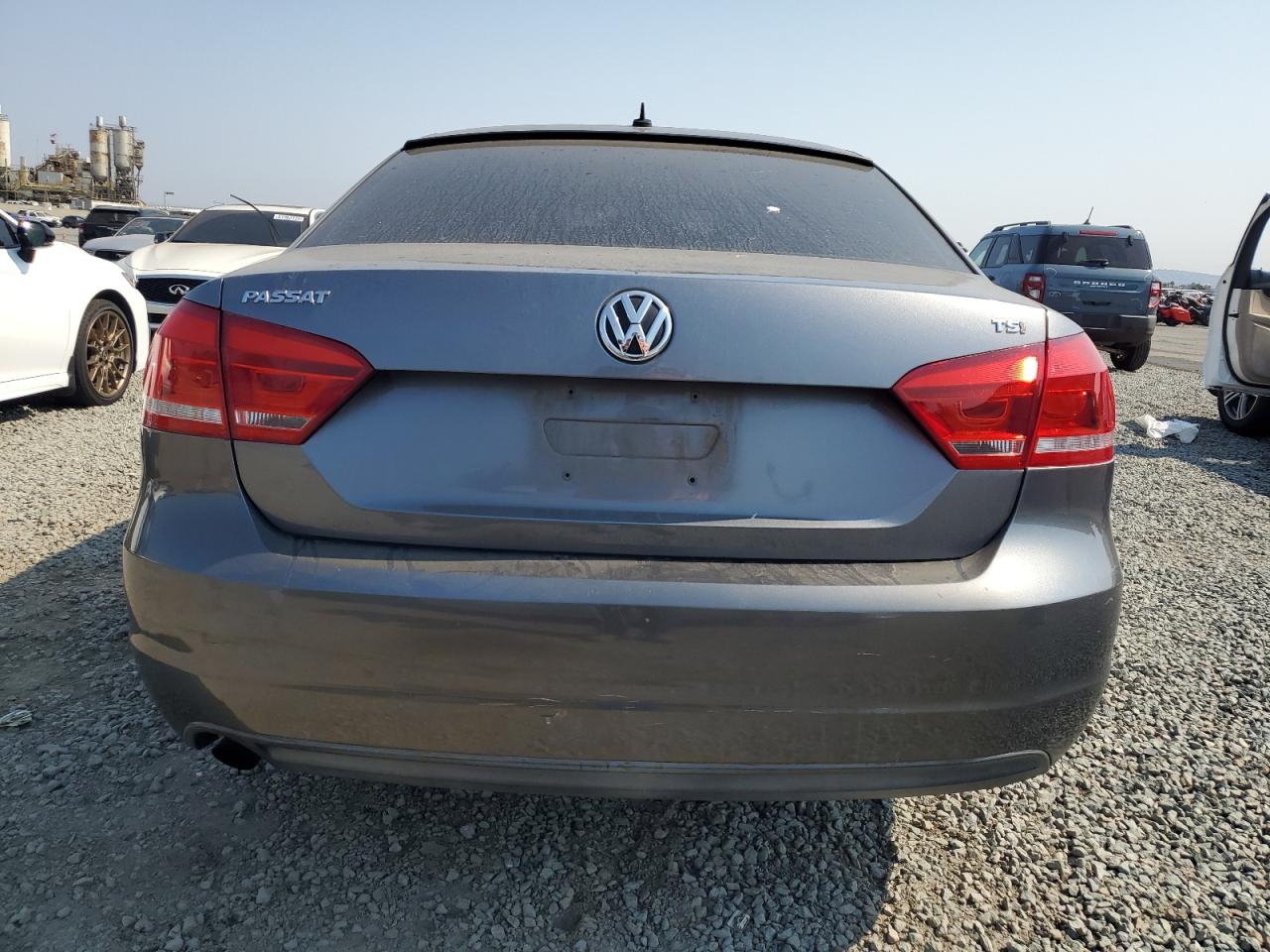 2015 Volkswagen Passat S VIN: 1VWAT7A36FC019654 Lot: 64860995