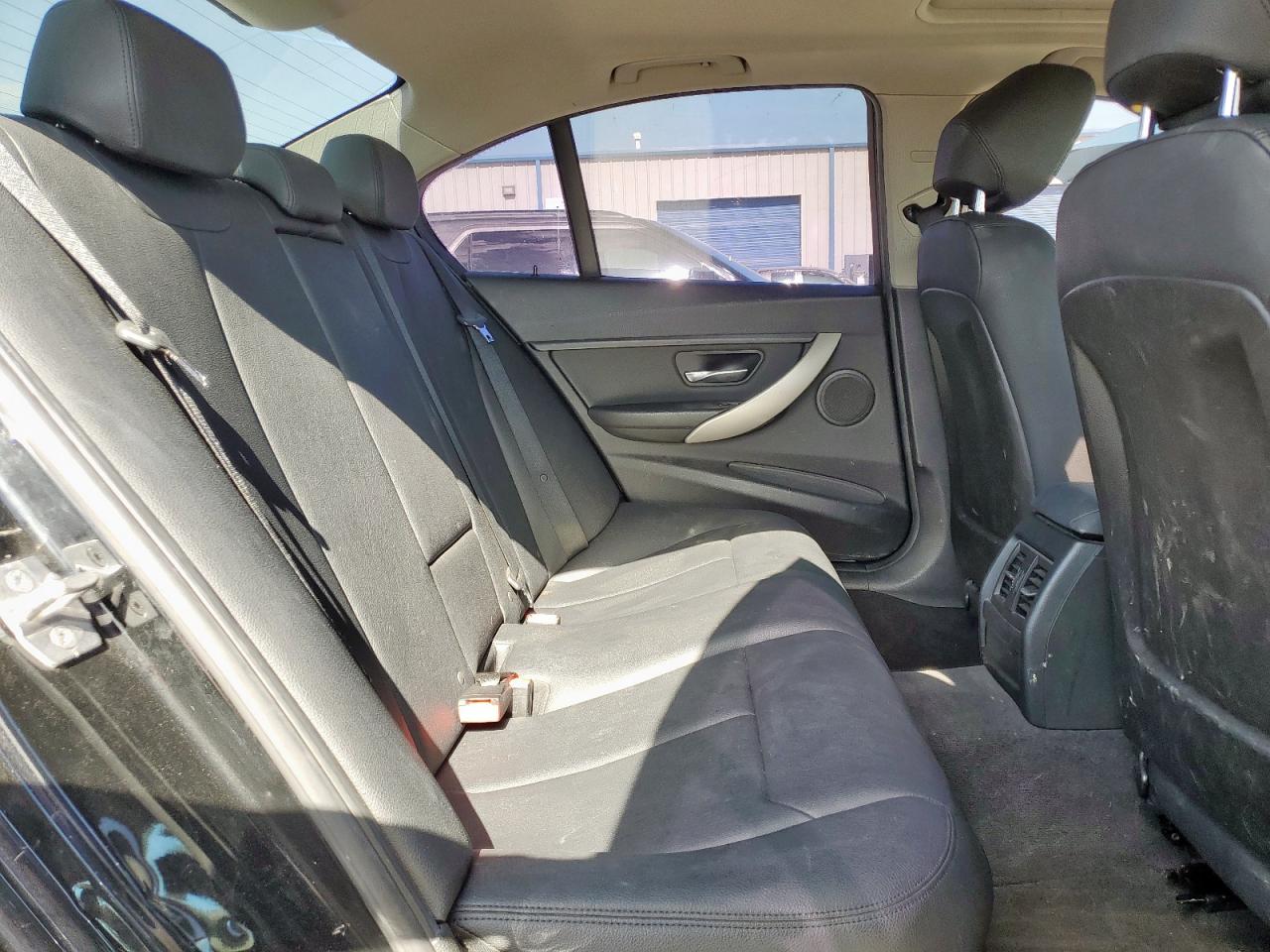 2017 BMW 320 I VIN: WBA8E1G55HNU13135 Lot: 66021785