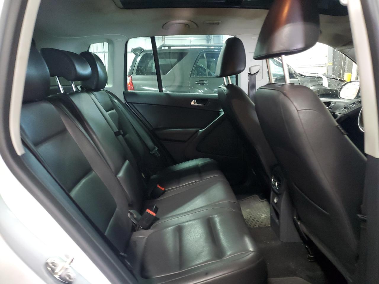 2012 Volkswagen Tiguan S VIN: WVGAV7AX0CW522327 Lot: 65325015