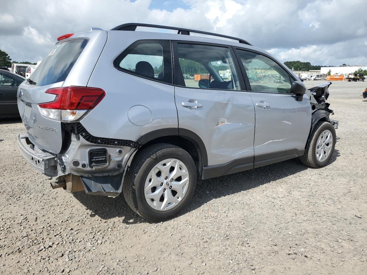 2021 Subaru Forester VIN: JF2SKADCXMH568908 Lot: 64558355