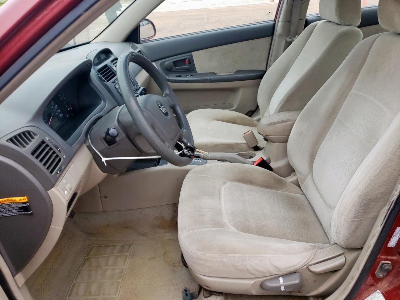2005 Kia Spectra Lx VIN: KNAFE121055165643 Lot: 63760345