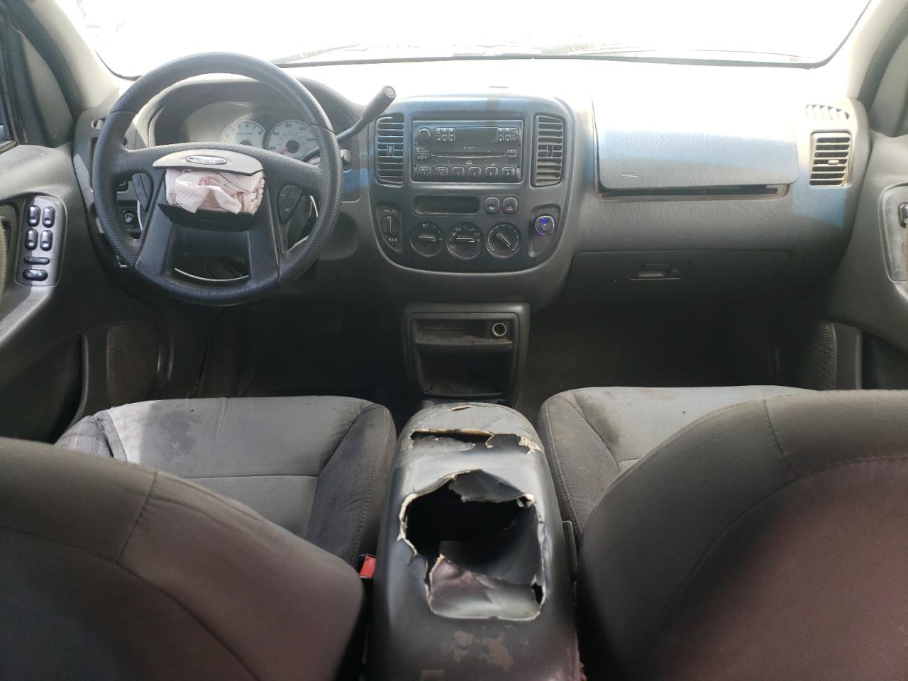 2004 Ford Escape Xls VIN: 1FMCU92164KB52835 Lot: 63619835