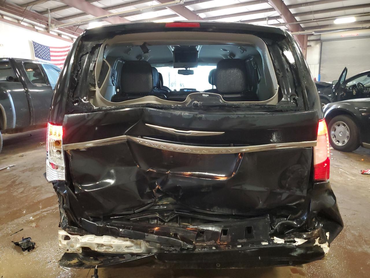 2014 Chrysler Town & Country Touring L VIN: 2C4RC1CG3ER409720 Lot: 64558245