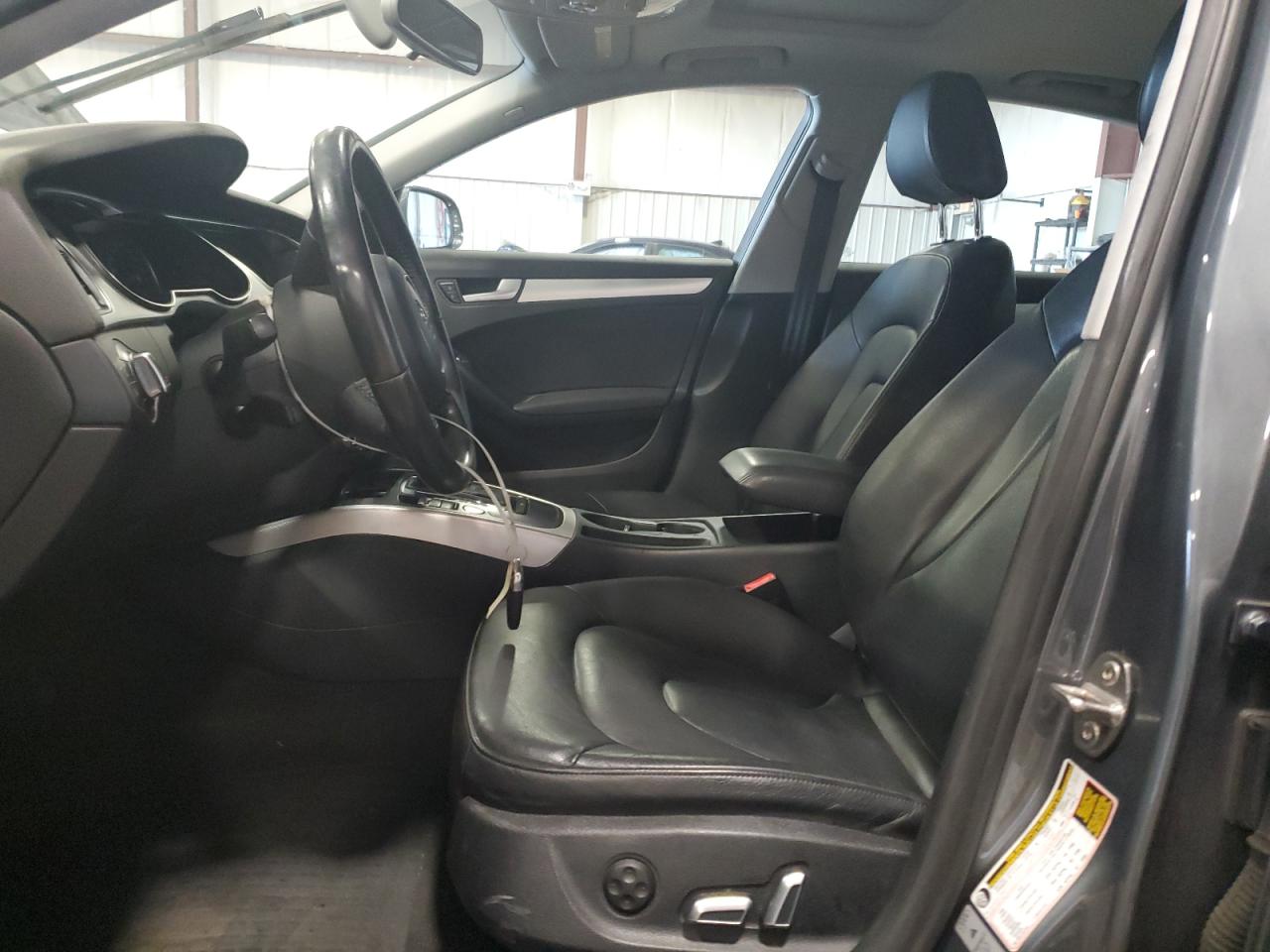2016 Audi A4 Premium S-Line VIN: WAUBFAFL0GN013744 Lot: 65217855