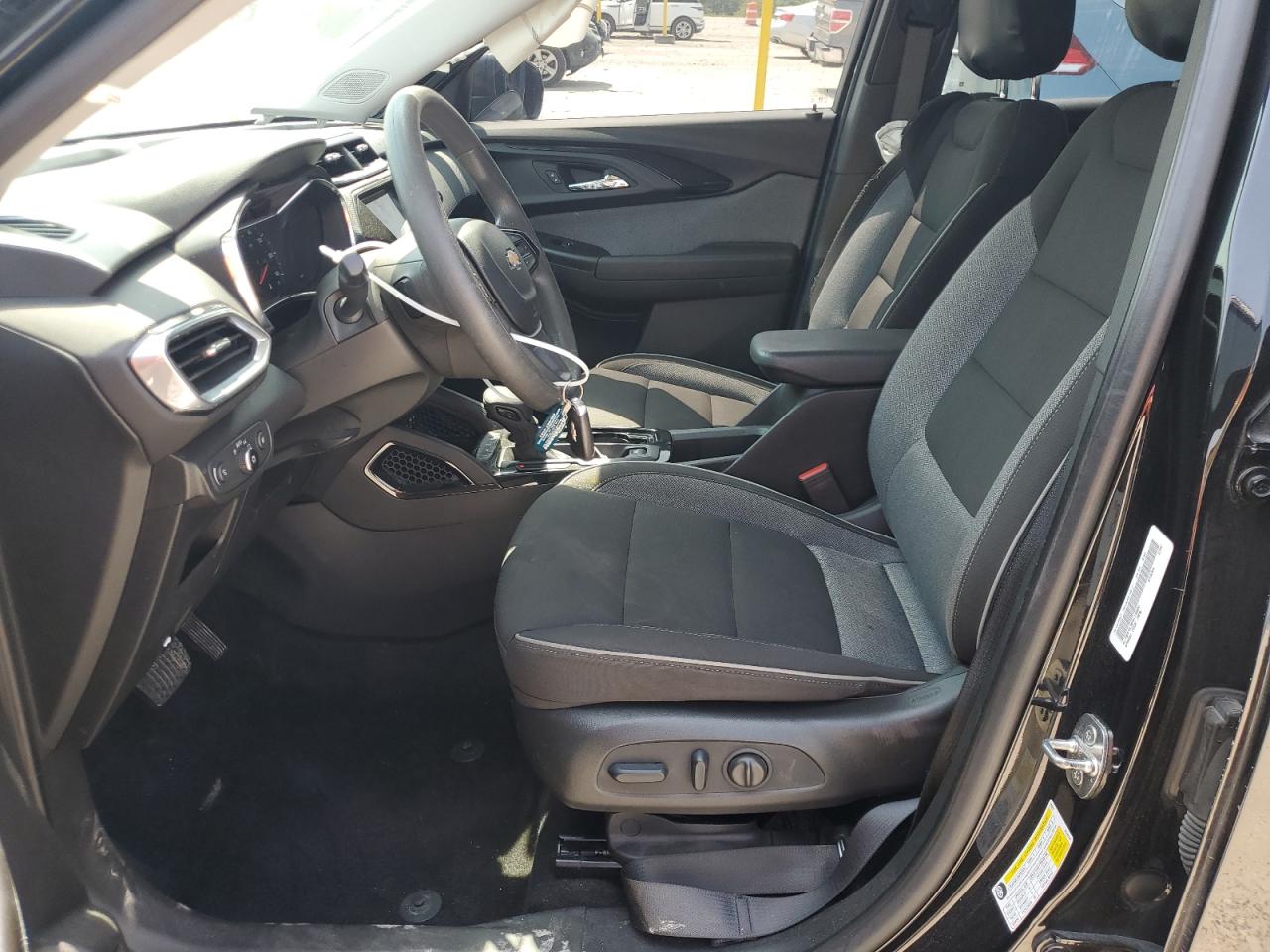 kl79mpsl9pb118006 KL79MPSL9PB118006 2023 Chevrolet Trailblazer Lt