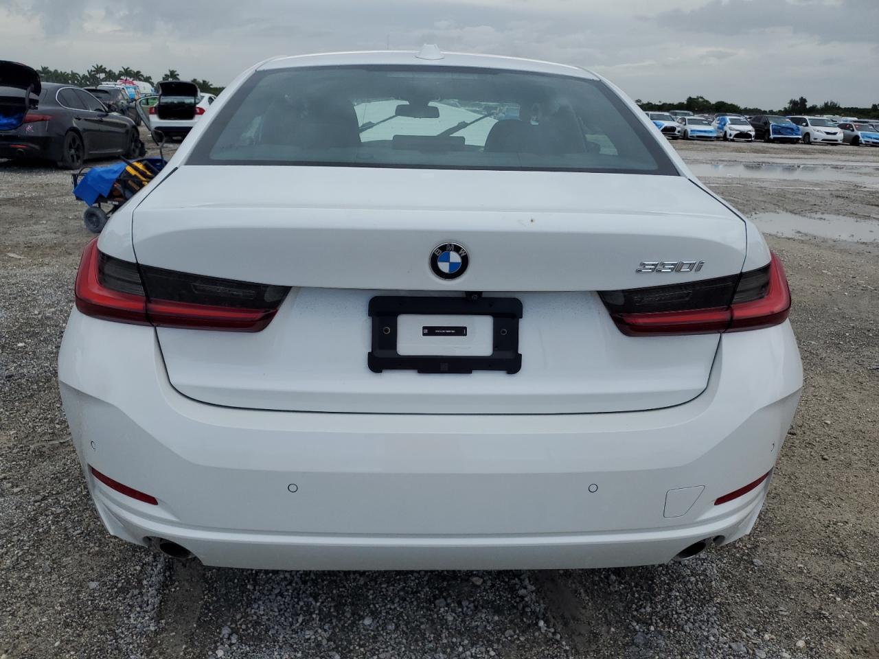 2025 BMW 330I VIN: 3MW69CW01S8F01865 Lot: 64603385