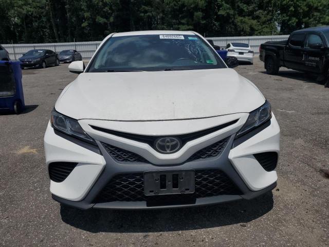  TOYOTA CAMRY 2019 White