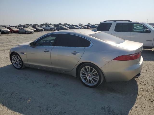 Sedans JAGUAR XF 2017 tan