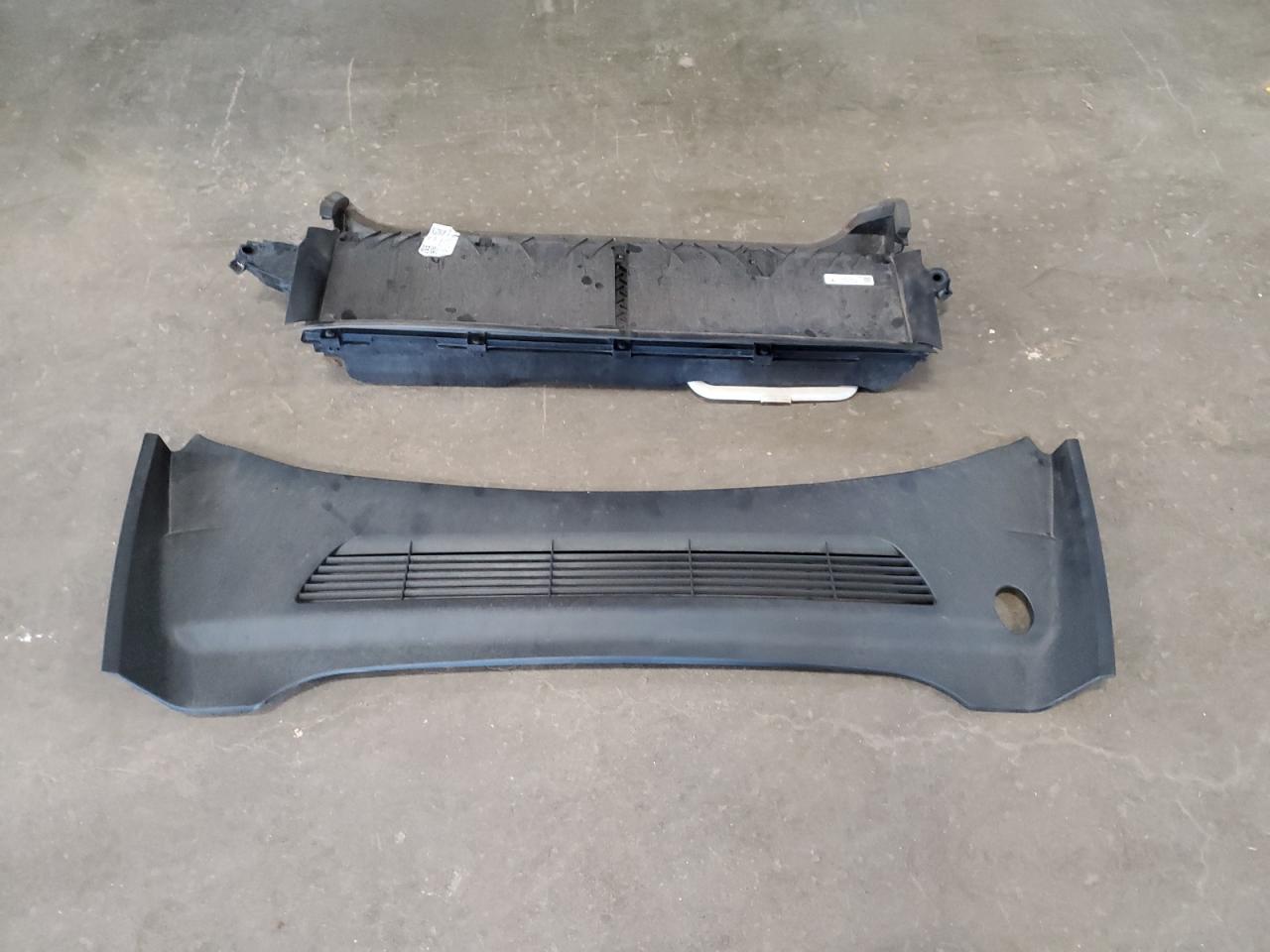 2022 Tesla Model Y VIN: 7SAYGDEF1NF396485 Lot: 63058525
