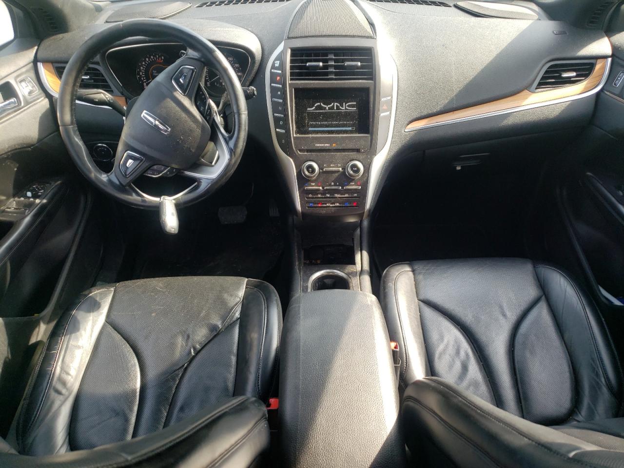 5lmcj2a97fuj08676 5LMCJ2A97FUJ08676 2015 Lincoln Mkc