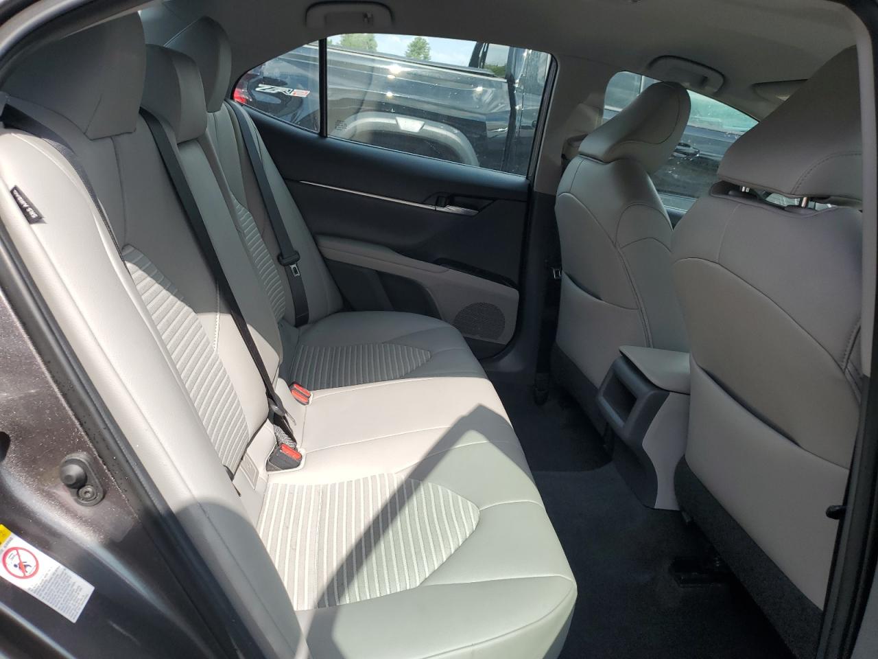 2019 Toyota Camry L VIN: 4T1B11HK1KU692942 Lot: 62779255