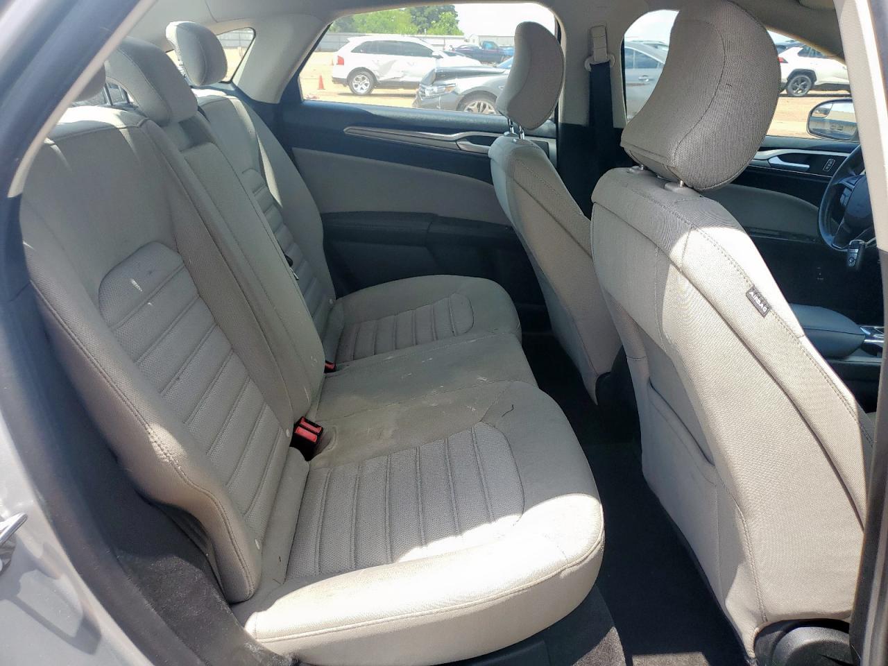 2018 Ford Fusion S Hybrid VIN: 3FA6P0UU6JR261675 Lot: 65012545