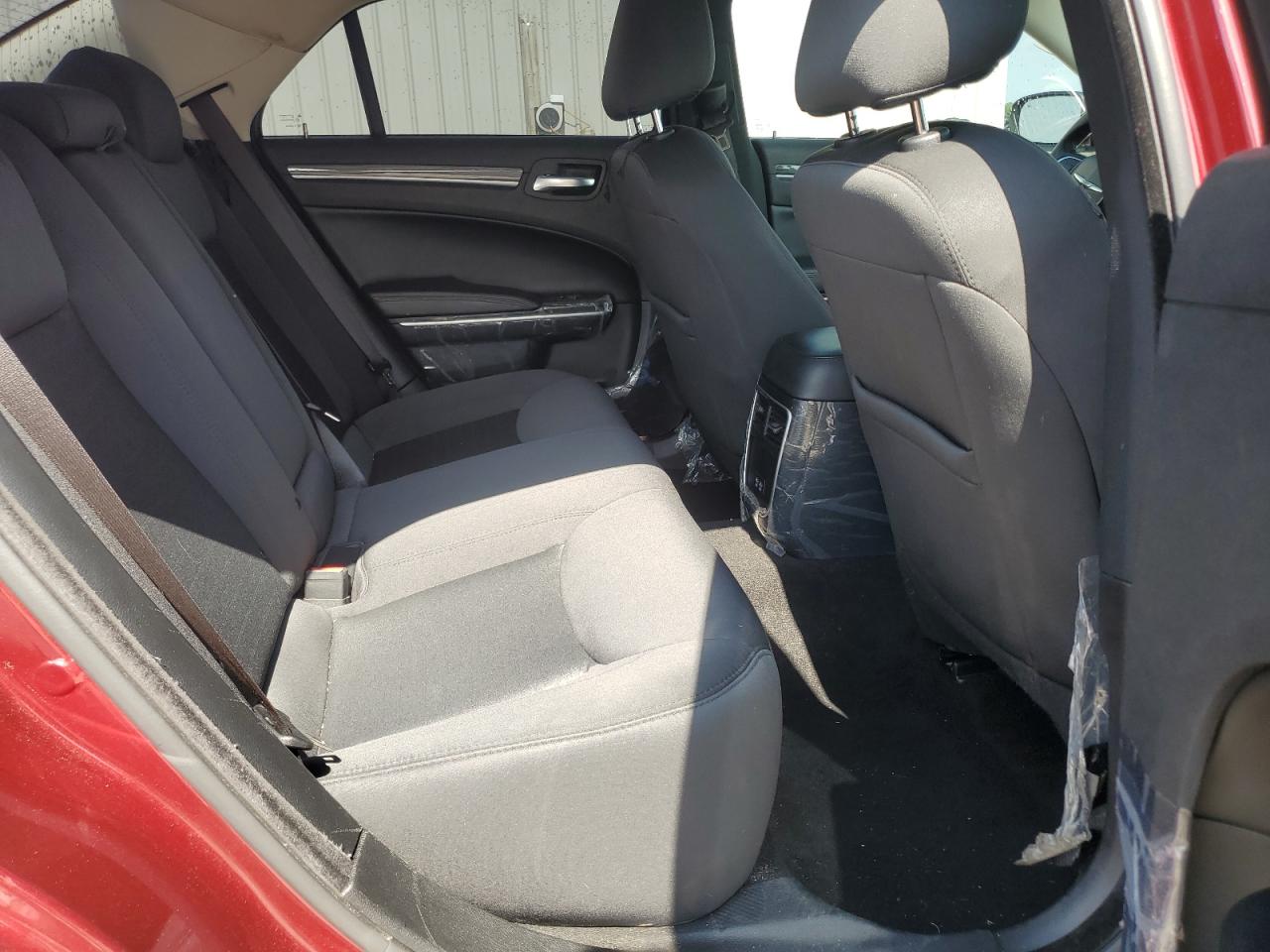 2020 Chrysler 300 Touring VIN: 2C3CCAAG6LH212704 Lot: 63996225