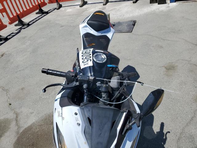 undisplay KAWASAKI EX 2014 Два тони
