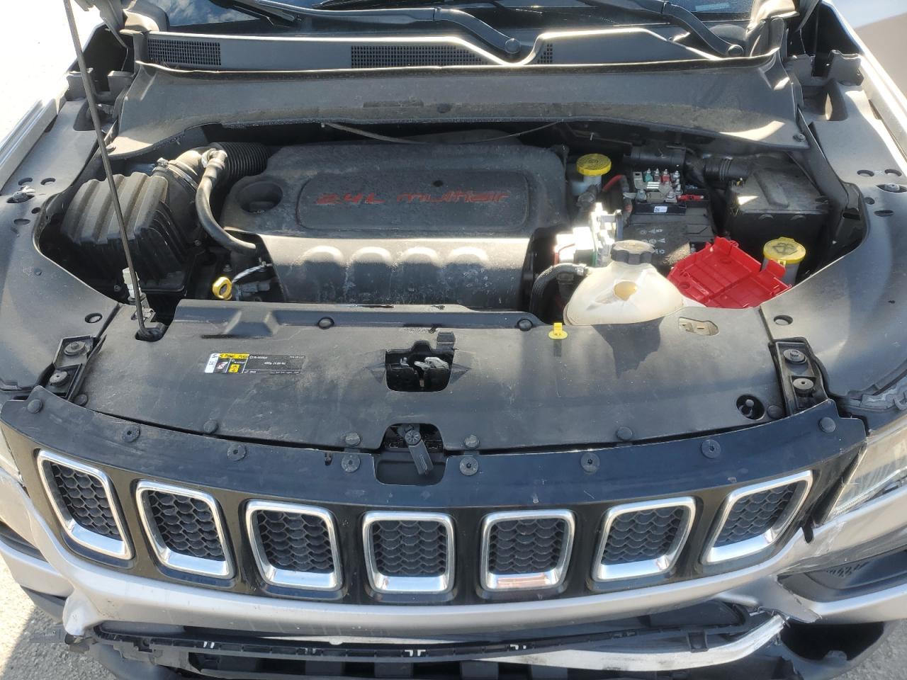2019 Jeep Compass Latitude VIN: 3C4NJDBB5KT653356 Lot: 64967225