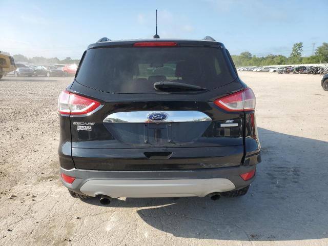  FORD ESCAPE 2016 Czarny