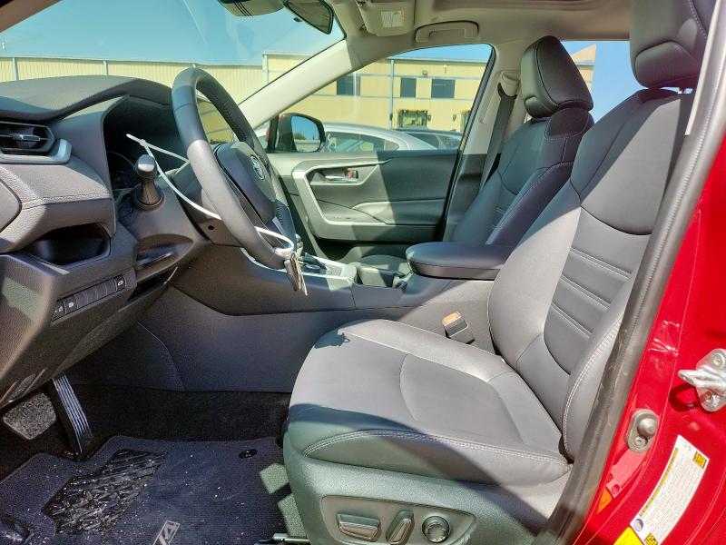  TOYOTA RAV4 2023 Красный