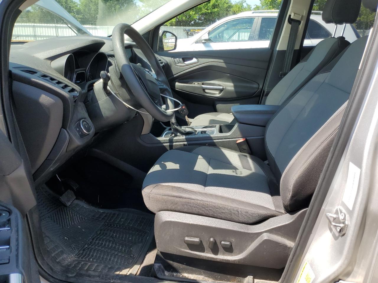 2017 Ford Escape Se VIN: 1FMCU9GD6HUC63656 Lot: 65015385