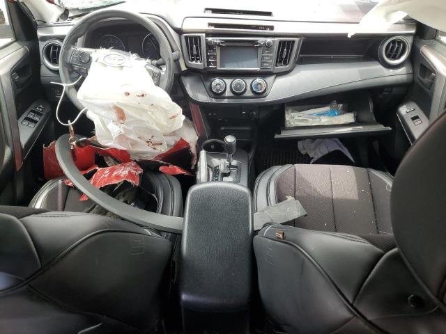 Parquets TOYOTA RAV4 2017 Czerwony