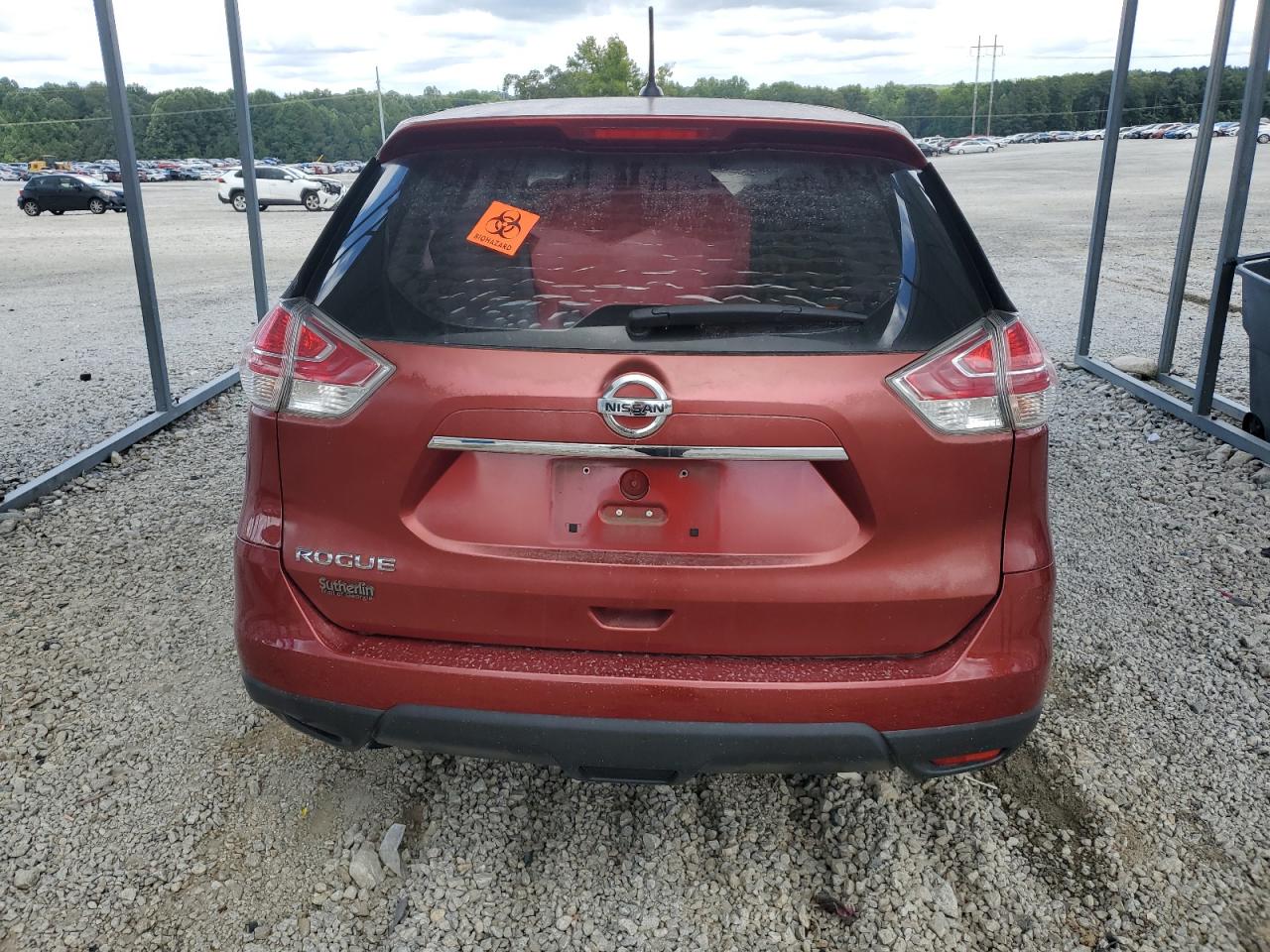 2015 Nissan Rogue S VIN: KNMAT2MT3FP555150 Lot: 65079175