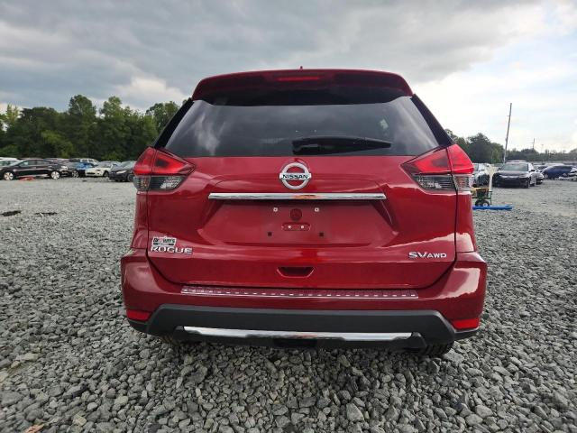  NISSAN ROGUE 2017 Czerwony