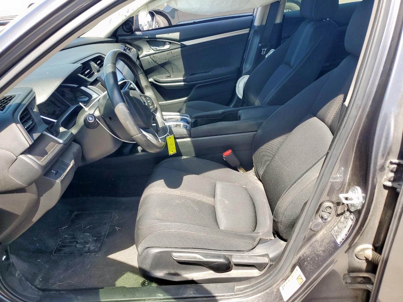 2018 Honda Civic Ex VIN: JHMFC1F31JX002582 Lot: 65901575