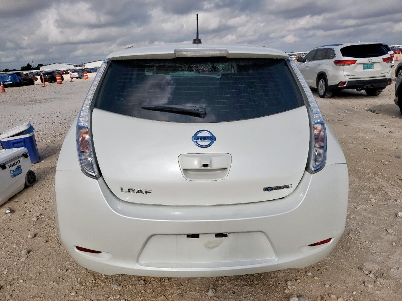 2017 Nissan Leaf S VIN: 1N4BZ0CP8HC308069 Lot: 63786135