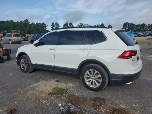  VOLKSWAGEN TIGUAN 2018 Белы
